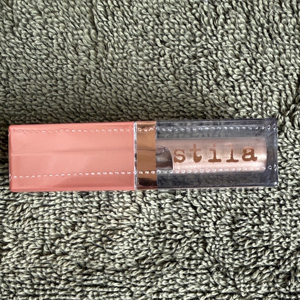 *Host Pick* Stila Cosmetic Set w/Heaven’s Dew Lip Oil & Mini Liquid Eye Shadow - Picture 9 of 9
